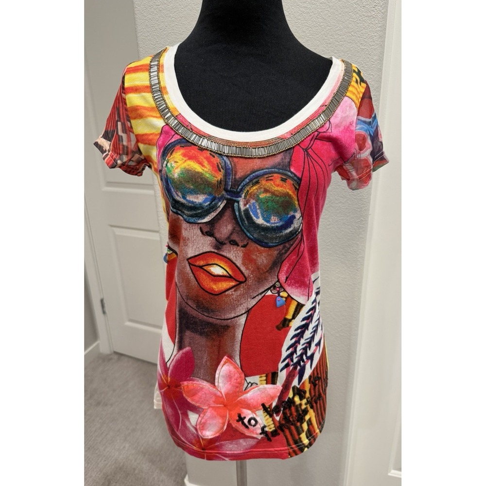 NWT Desigual Graphic Face Top Embellished Sequin Artistic Short Sleeve T-Shirt S